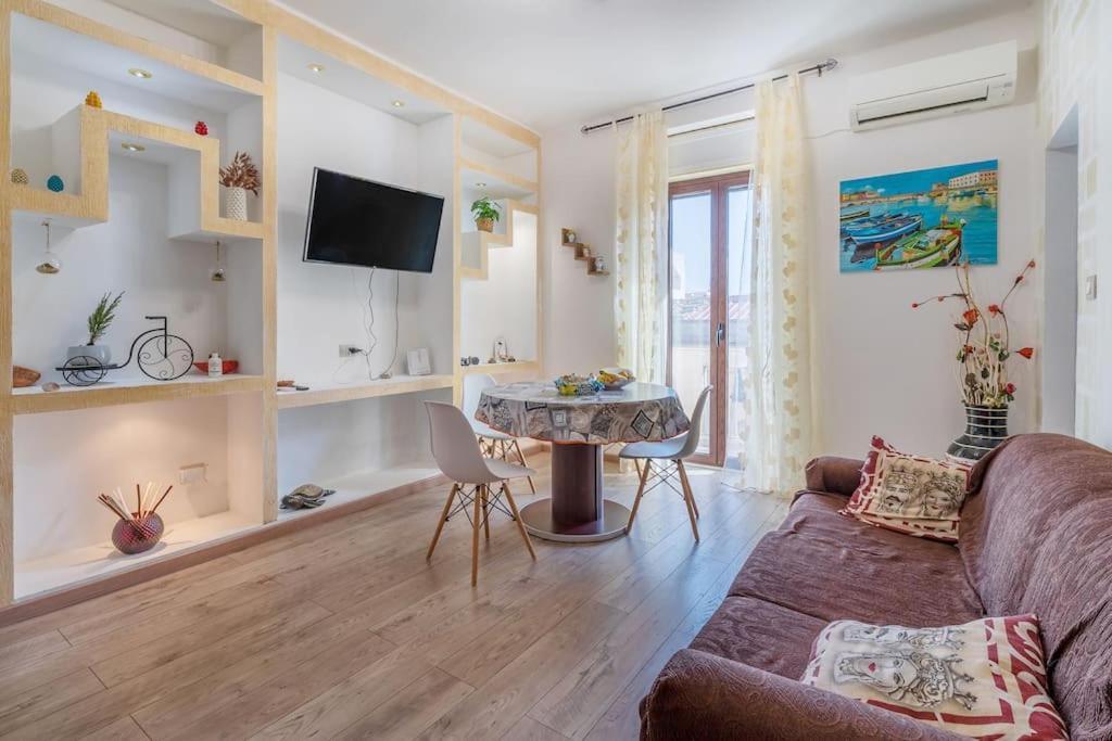 Sirakousai Sweet Home Siraküza Dış mekan fotoğraf